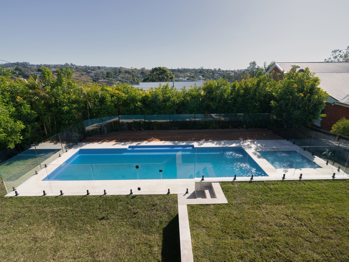 Glass fencing at the Dee Why Residence