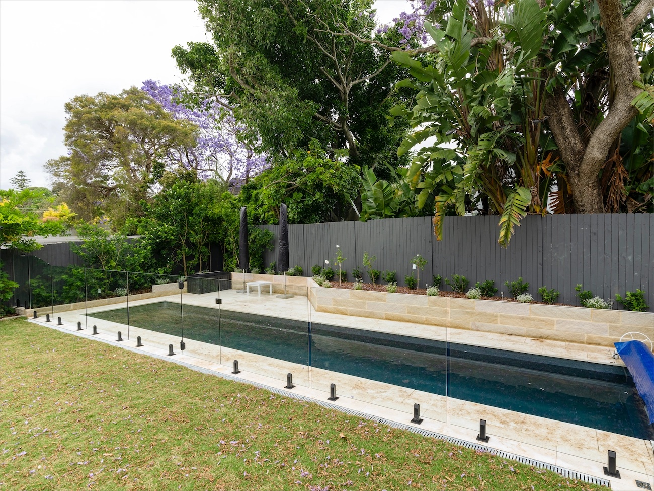Glass fencing at the Riverview Residence