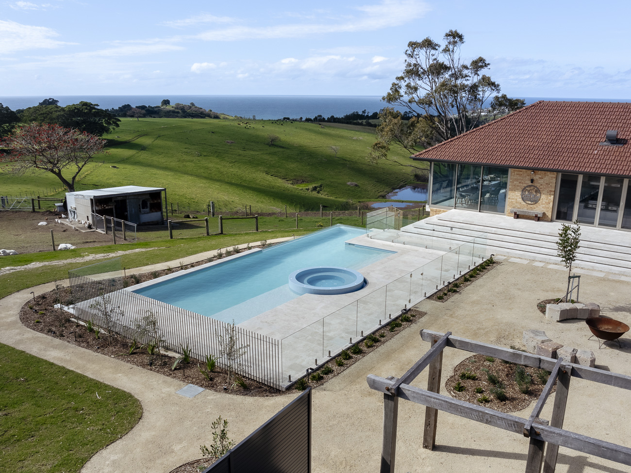 Glass fencing at the Kiama Residence